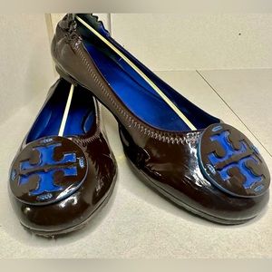 Tory Burch Minnie Travel Flats. Size 8 Brown and Blue